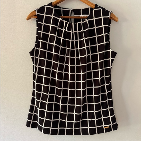 NWT Calvin Klein Sleeveless Top, tank, shirt, geometric classic business,‎ Small - Picture 1 of 13